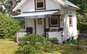 Vita Lilla Stugan i Vimmerby
